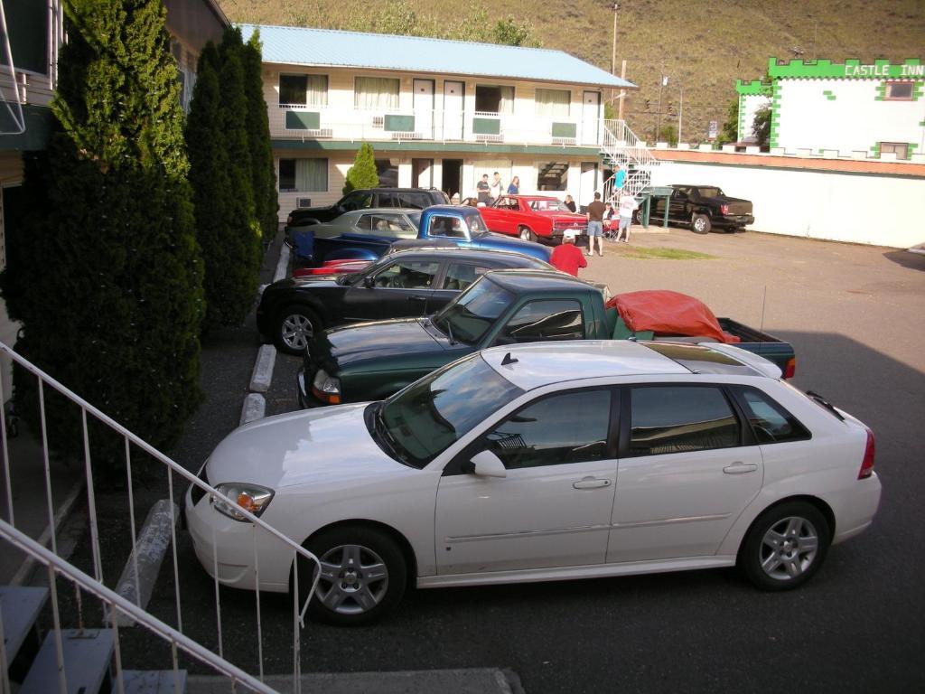 Cache Creek Inn ภายนอก รูปภาพ