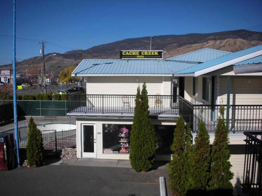 Cache Creek Inn ภายนอก รูปภาพ