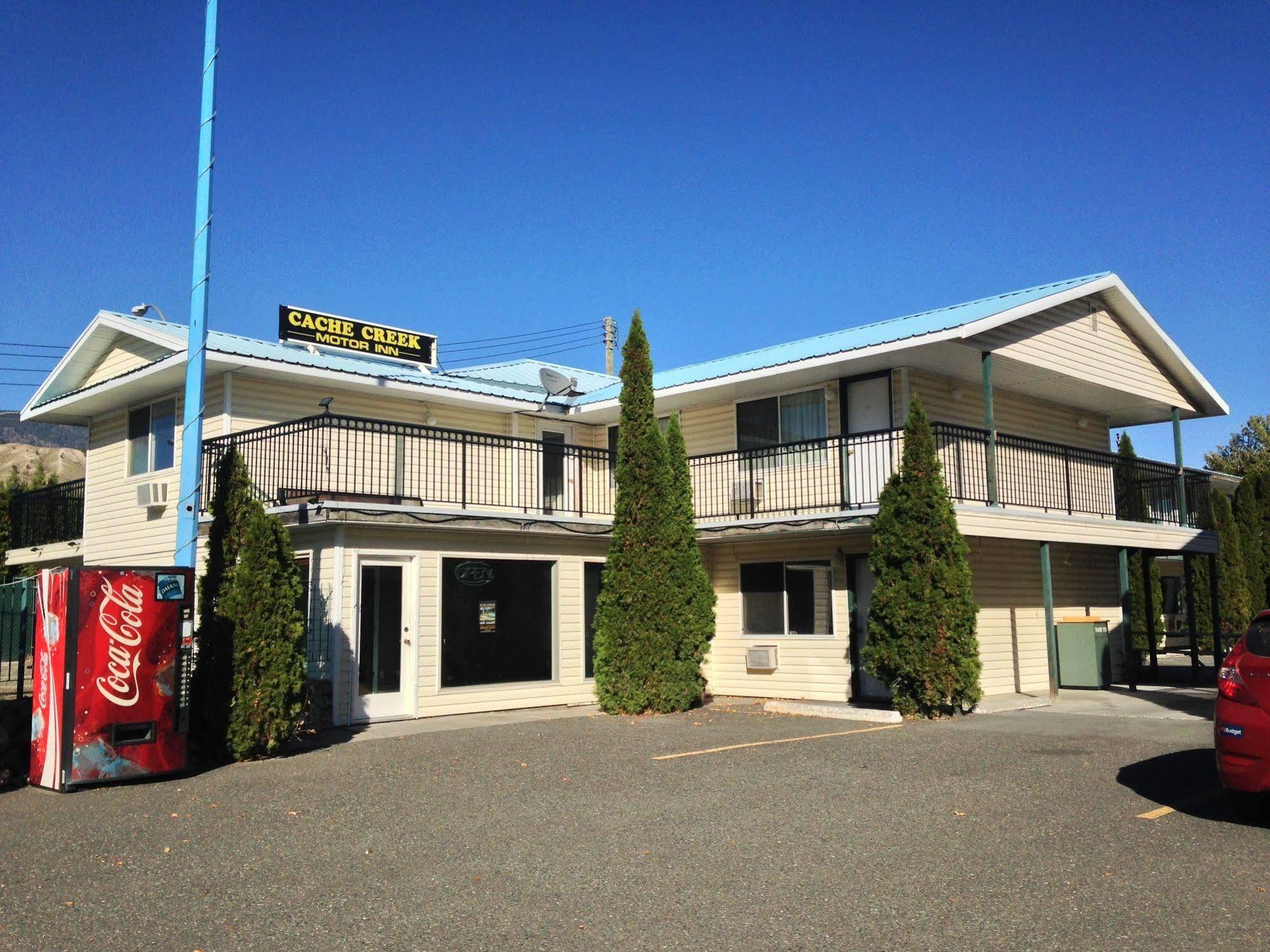 Cache Creek Inn ภายนอก รูปภาพ