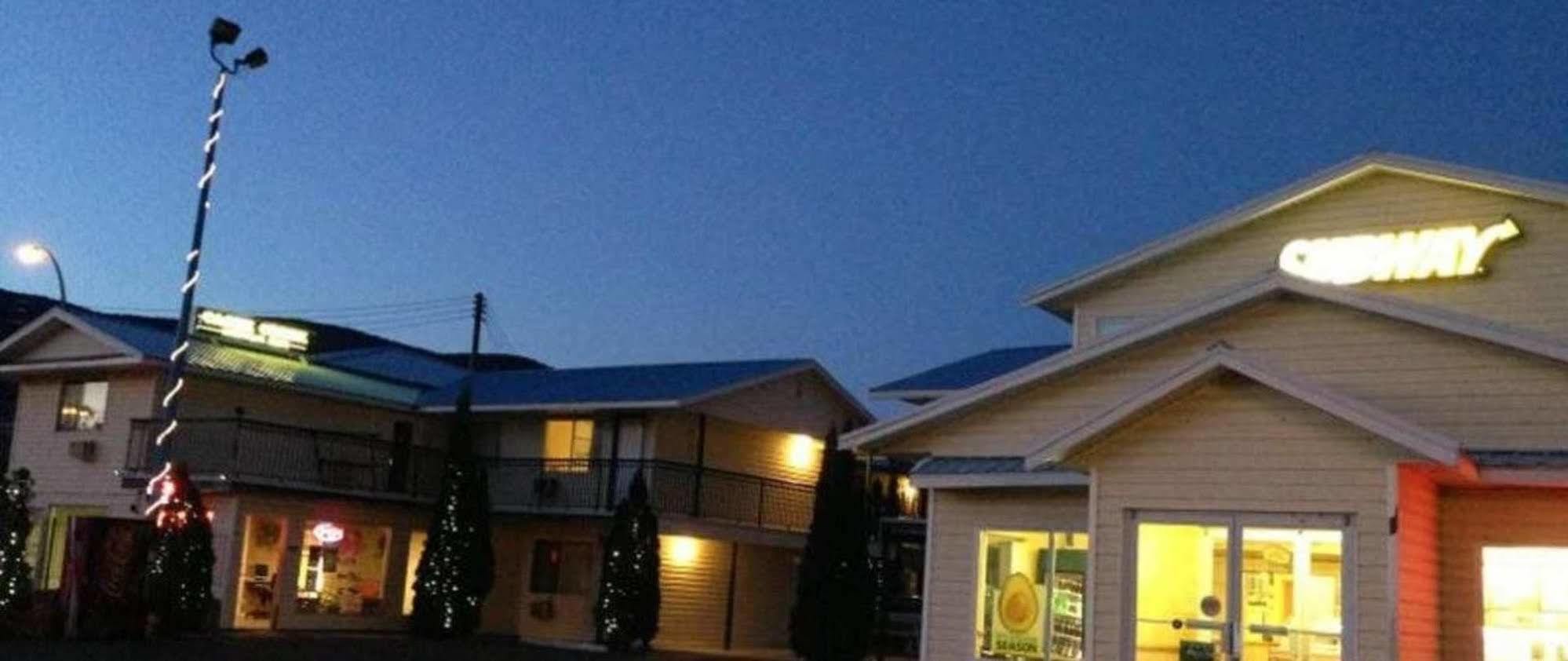 Cache Creek Inn ภายนอก รูปภาพ